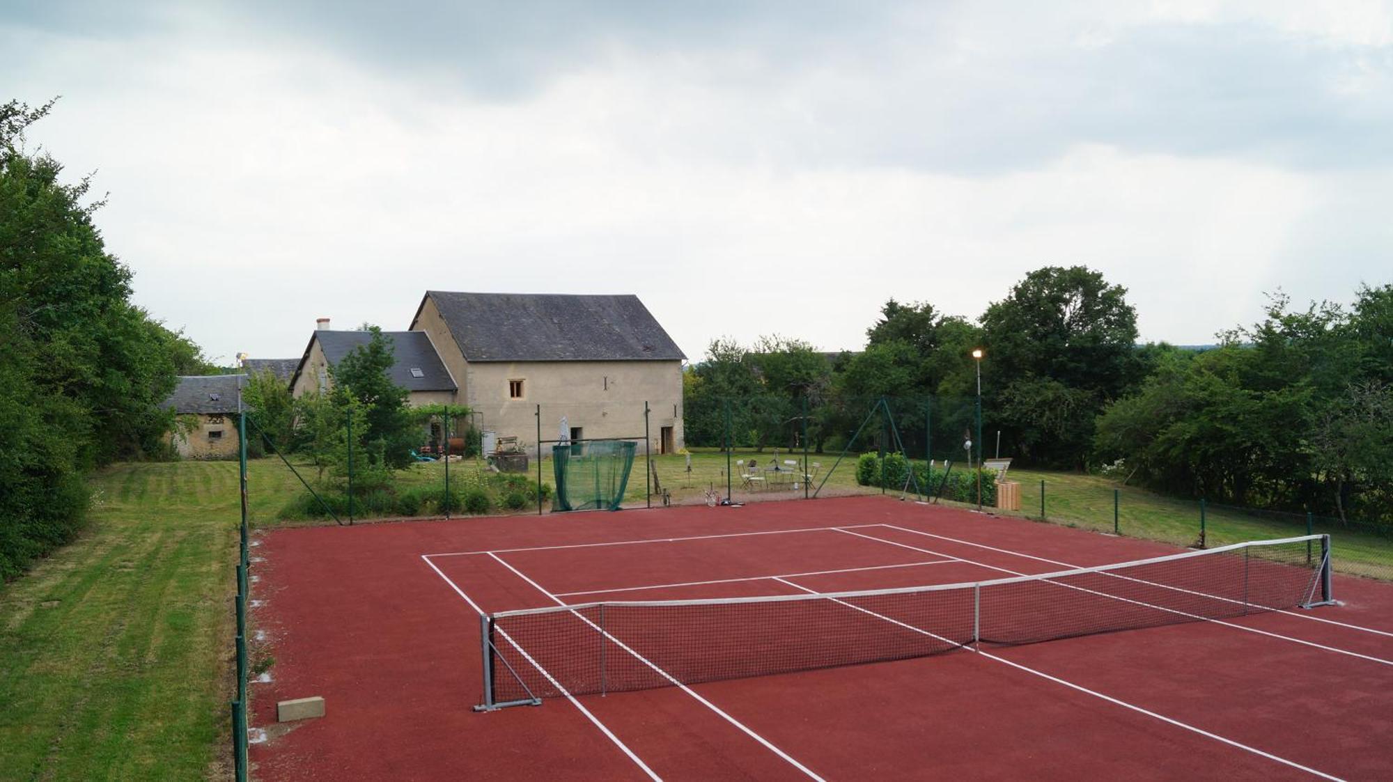 La Vache Tennis Prive Crux-la-Ville Exterior photo