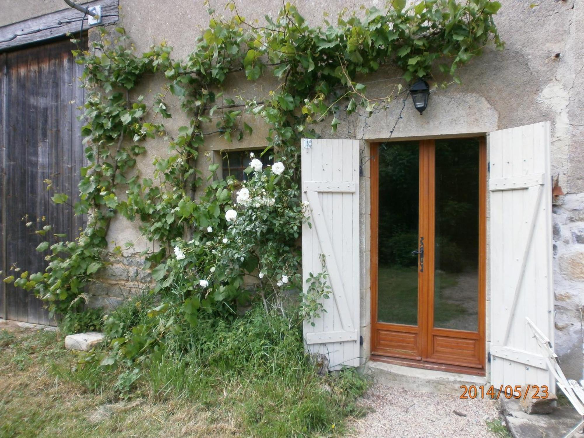 La Vache Tennis Prive Crux-la-Ville Exterior photo